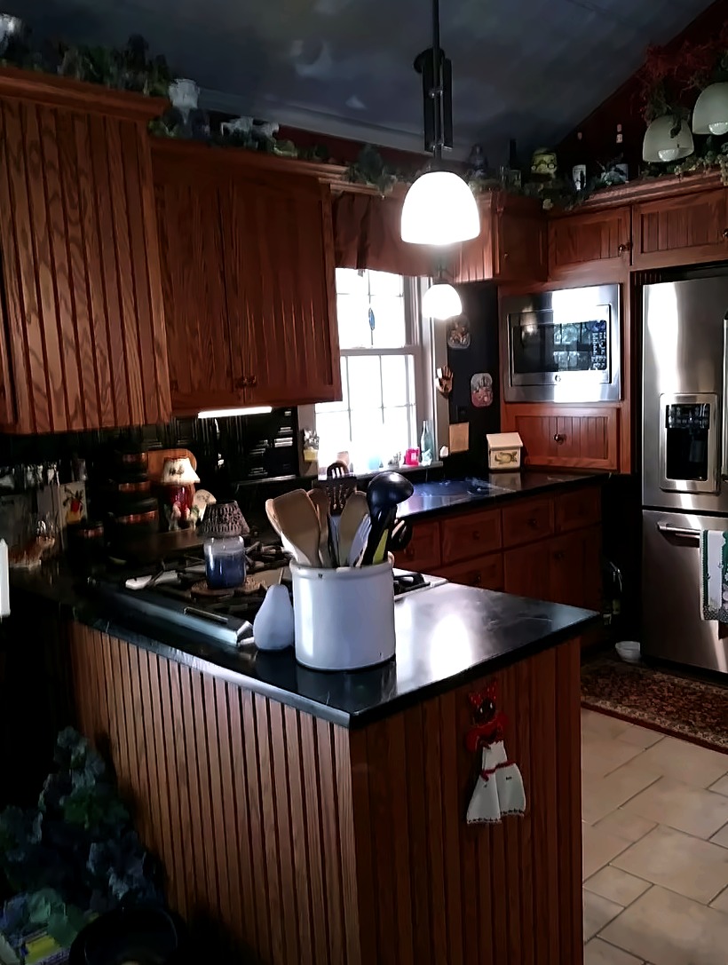 Custom wood kitchen cabinetry